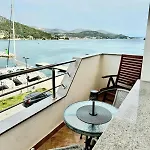 & Draga Marina