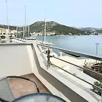 & Draga Apartment