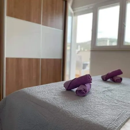 Apartment & Draga Marina
