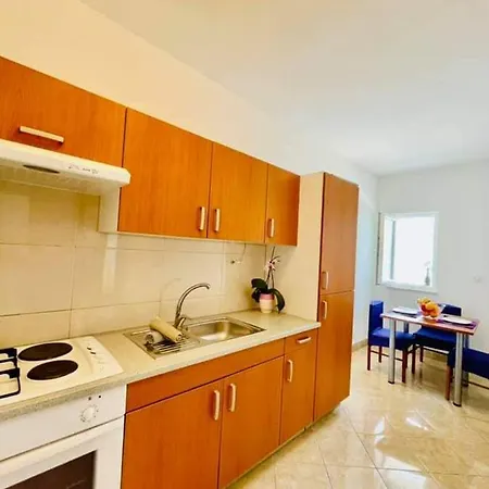 & Draga Apartment Marina