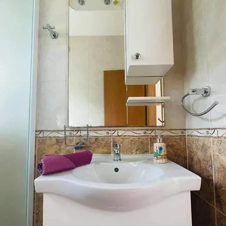 Apartment & Draga Marina