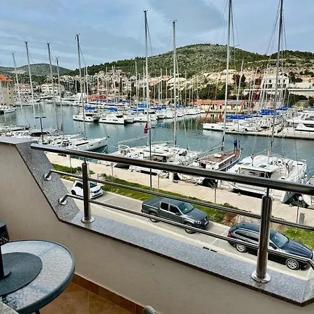 & Draga Marina