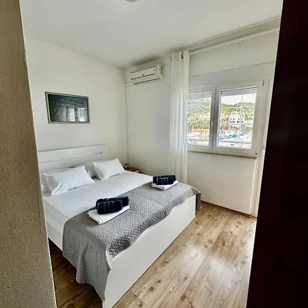 & Draga Apartment *